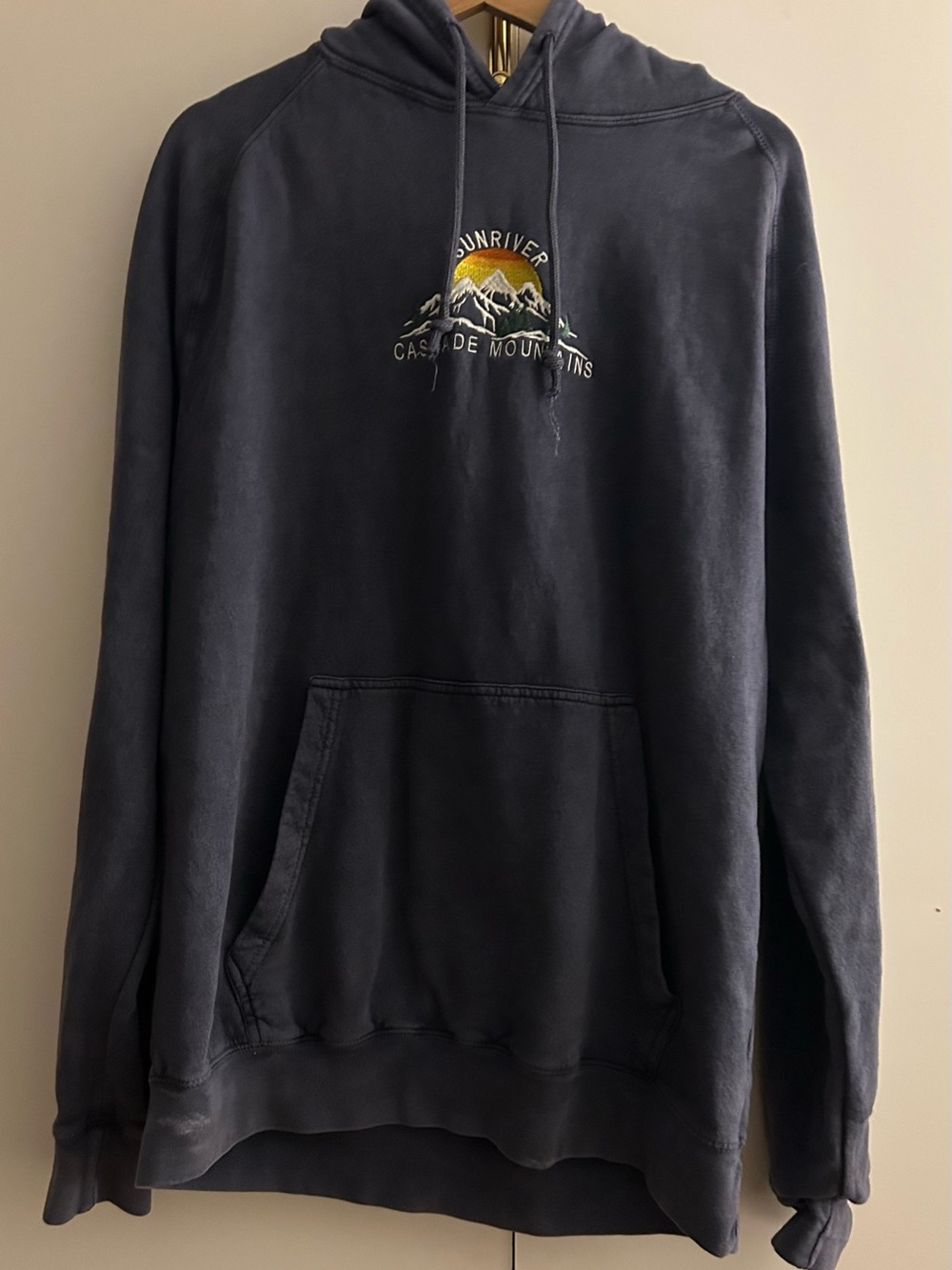 Sunriver Cascade Mountains Men's Navy Hooded Sweatshirt